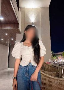 White Puff Sleeve Top