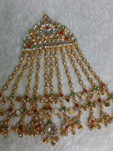 Gorgeous Kundan Matha Patti