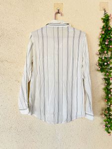 Chic Striped Lace-Up Blouse