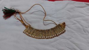 Sparkling Pearl & Gold Necklace