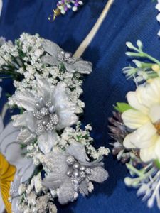 Beautiful Floral Hair Accessories