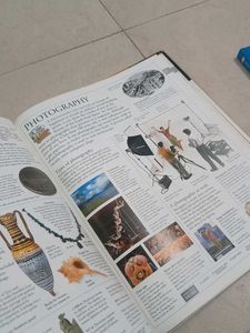 DK Illustrated Family Encyclopedia Vol. 11