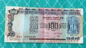 100 Rs Signed By C Rangajana