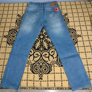 🎀Light Wash Denim Jeans 🎀