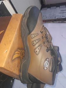 Trekking Shoes