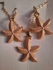 Starfish Necklace and Earrings Set