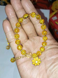 Daisy Charm Beaded Bracelets pack of 2