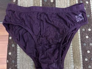 Comfortable Women's Briefs (combo of 7))