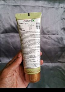 St Botonica Facewash Any 1