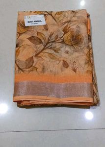 Beautiful Floral Print Saree