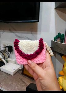Crochet pouch