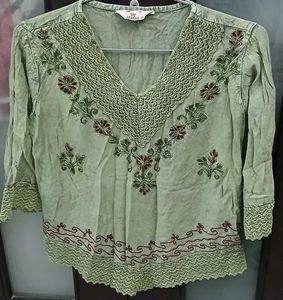 Boho Embroidered V-Neck Tunic Top - M/L Size