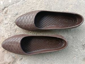 Comfy Brown Ballerinas