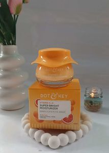 Dot & Key Vitamin C+E Super Bright Moisturizer