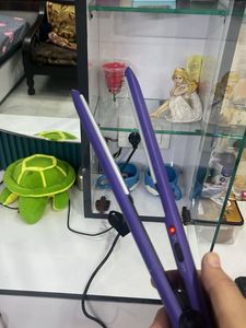 Havells Hair Straightener purpy