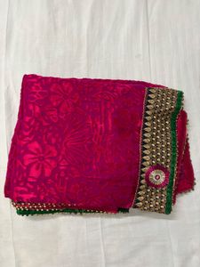 Women magenta saree