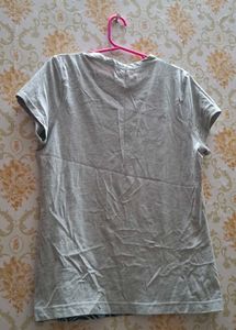 T-Shirt with Floral Print