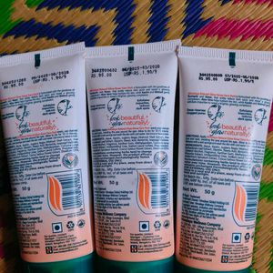 Himalaya Natural Glow Kesar Face Pack (Set of 3)
