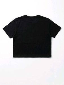 🖤🫶🏻 Trendy Black Graphic Crop Top