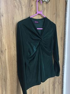 Stylish Green Twist Front Top