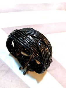 Elegant Black Beaded Bracelet
