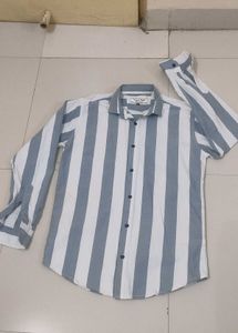 Men's Striped Casual Shirt