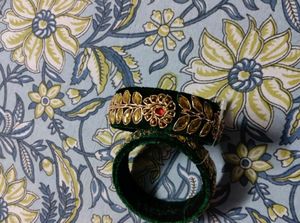 Exquisite Emerald Green Velvet Bangles