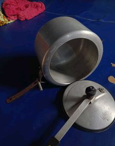 Ultra Pride Pressure Cooker