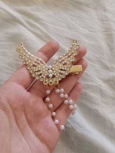 Elegant Pearl &amp; Rhinestone Butterfly Hair Clip