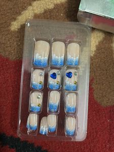 Nail Noble Blue Ombre Press-On Nails