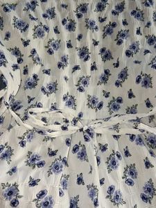 Chic Floral Print Top