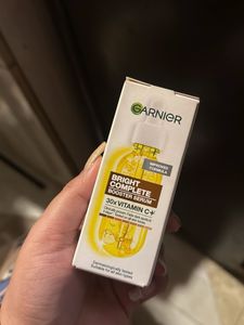 Garnier Bright Complete Booster Serum