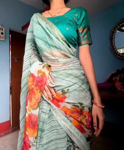 Elegant Floral Print Saree