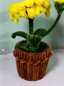 Yellow Pipe Cleaner Sunflower