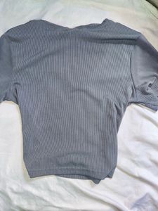 Y2K gray baby tee
