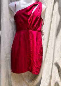 I. Stunning One-Shoulder Red Dress