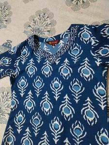 Beautiful Blue Peacock Print Kurta