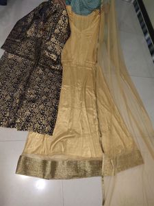 Price Drop😍Indowestern Gown 2 PCs With Chudidar &amp; Dupatta