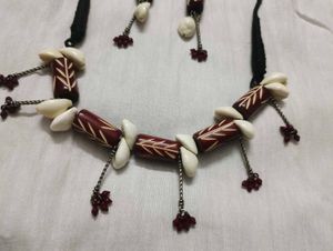 Handcrafted Maroon Carved Bead &amp; Cowrie Shell Fusi