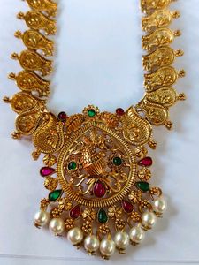 Stunning Gold Toned Peacock Necklace