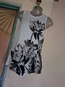 White Floral Print Sleeveless Top