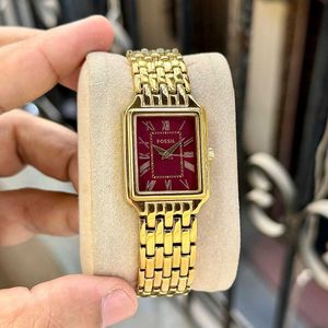 Fossil for her