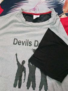 Devils Double printed t- shirt