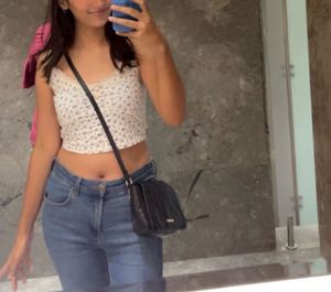 Cute Floral Print Crop Top with Lace Trim