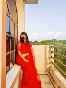 Red Saree Net
