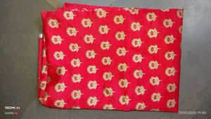 Elegant White &amp; Red Saree With Blouse Pc