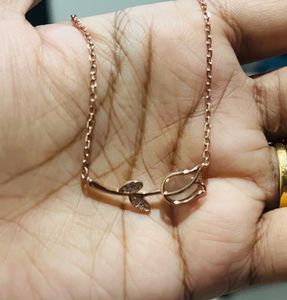 Rose Gold Flower Necklace