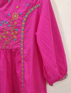 Embroidered Pink Kurta