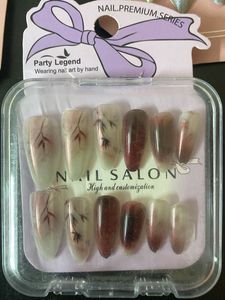 Press-On Nails Set