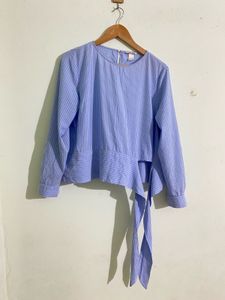 H&amp;M Blue Tie-Waist Top